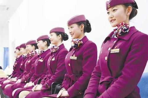 成都高铁乘务学校分享做高铁乘务员怎么样