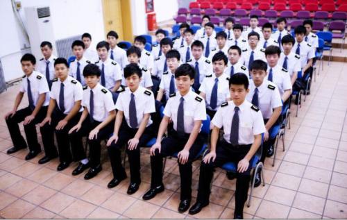 成都铁路工程学校分享：四川高铁加大春运服务力度