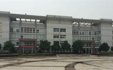 重庆市渝西卫生学校眼视光与配镜专业简介
