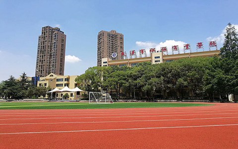 重庆市巫山师范学校幼儿保育专业简介