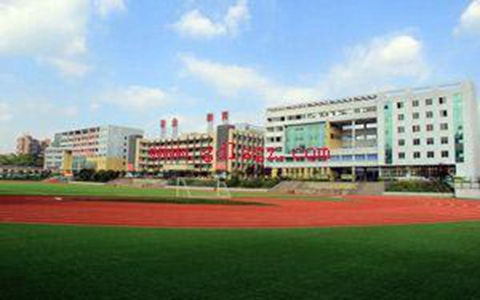 重庆市护士学校药剂专业简介