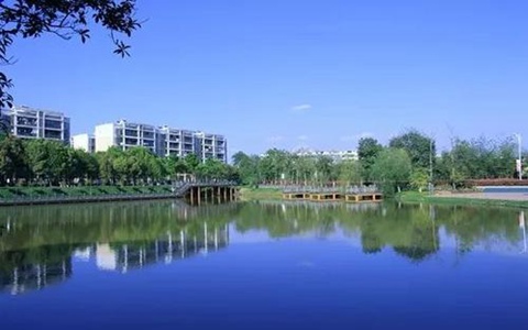 重庆应用技术职业学院大数据技术与应用专业介绍