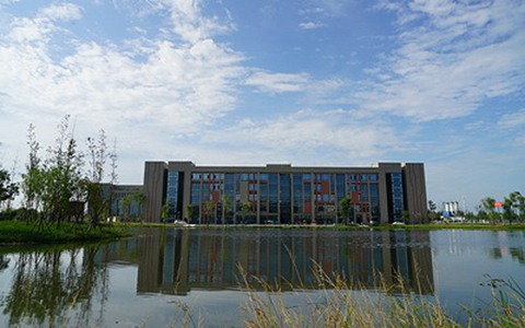 2021年重庆卫校护理一学费多少