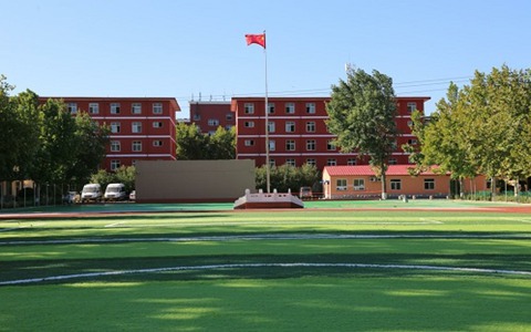 重庆市商务学校专业报名收费贵不贵