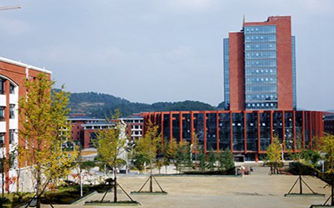 重庆电信职业学院专业学费要多少钱