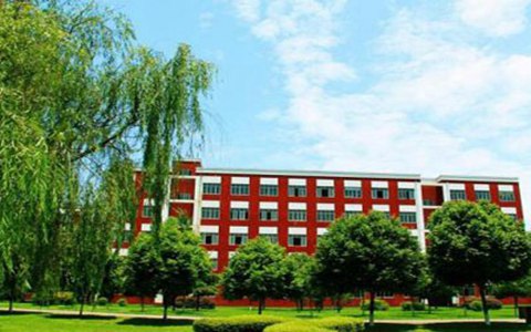 重庆市大足职业教育中心专业学费要多少钱