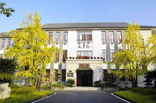 重庆市潼南恩威职业高级中学校电子电器应用与维修专业介绍