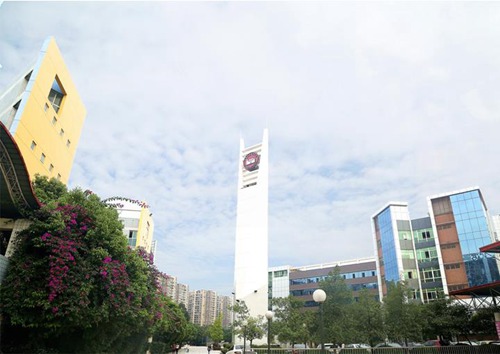 重庆微电子工业学校汽车电子技术应用专业介绍