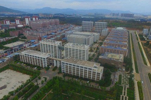 重庆市渝北区竟成中学校计算机应用专业介绍
