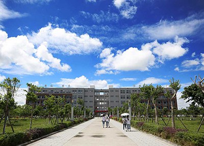 保定市华勘技工学校